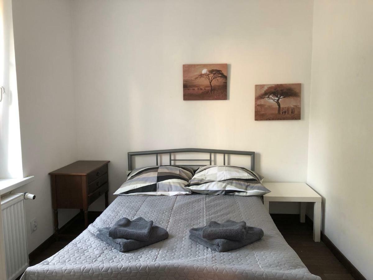 Апартаменти Apartament Matejki 7/4 Зелена Гура Екстер'єр фото